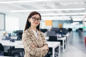 Kerja Sesuai Passion atau Gaji Besar Dulu Mana yang Lebih Realistis