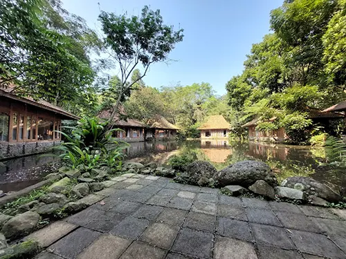 Imah Seniman, Lembang
