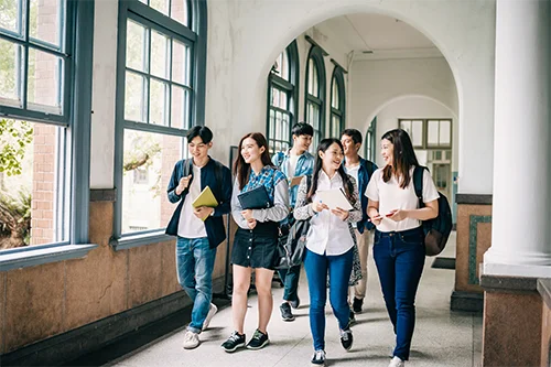 Pertimbangkan Kurikulum dan Mata Kuliah