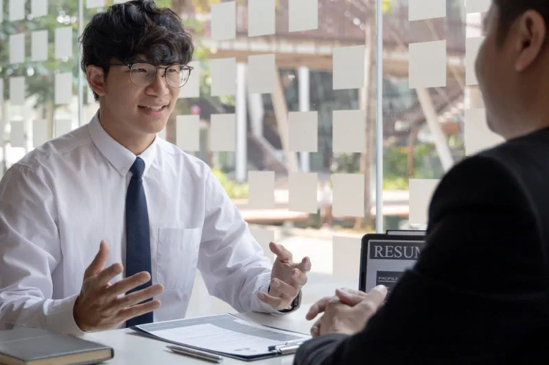Persiapan Mahasiswa Tingkat Akhir Menghadapi Job Fair Kampus