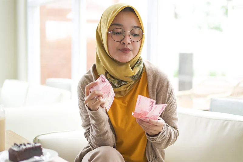 Strategi Atur Uang Kuliah dan Biaya Hidup Semester Ganjil